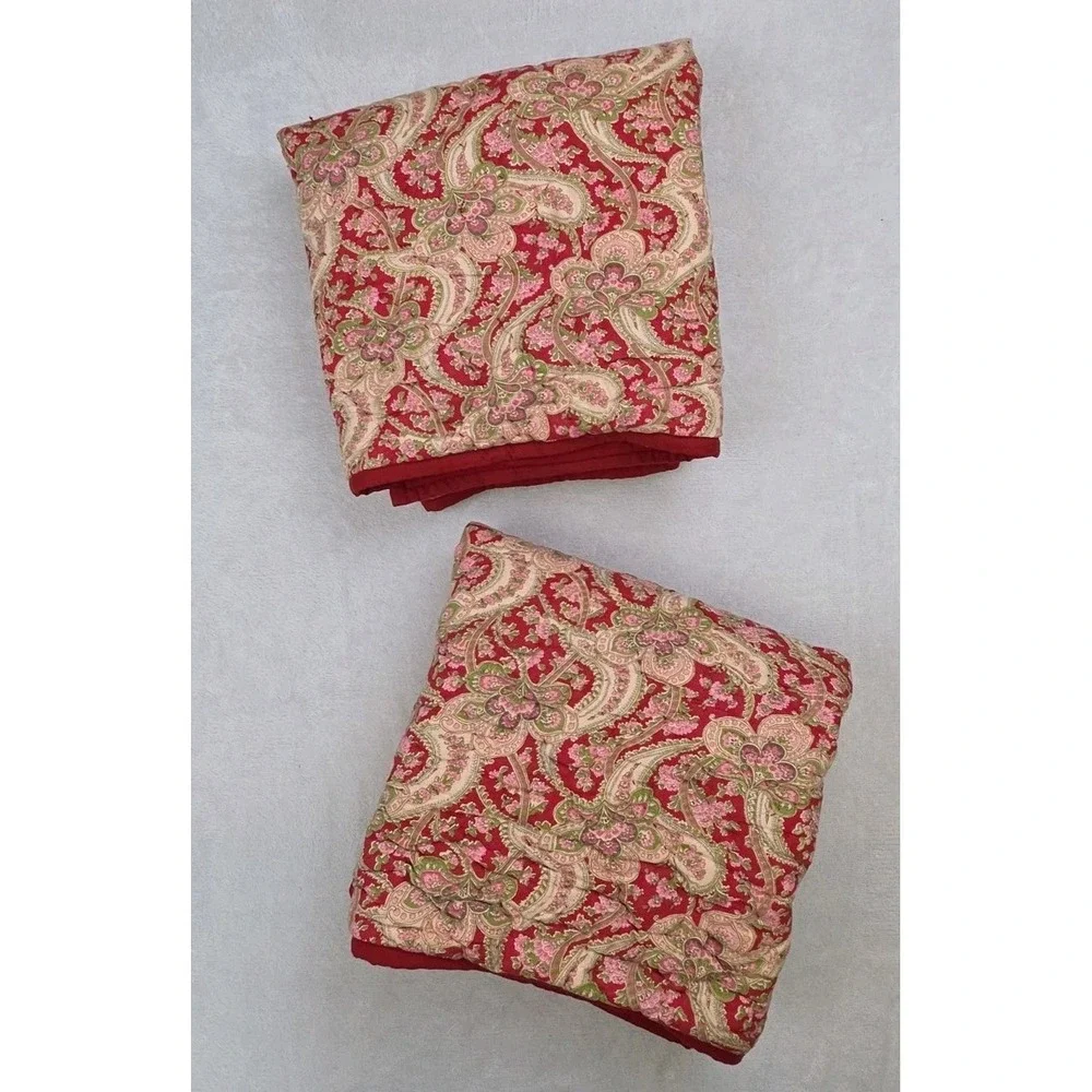 2 Pottery Barn Georgia Quilted Paisley Pillow Shams‎ Pink Red Standard